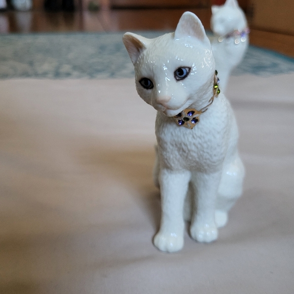 Lenox Cat Sculpture Figurine Fine Ivory China - "First Kiss" (Set of 2) - Picture 11 of 13